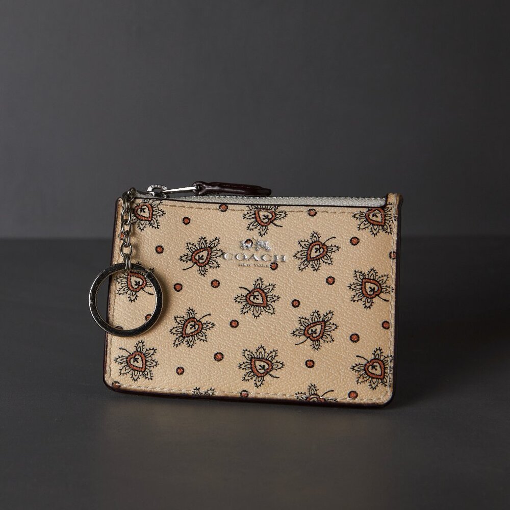 Coach Mini ID Wallet w/ Keychain | Mendi Floral Print {Paisley} Tan, Brown NWOT